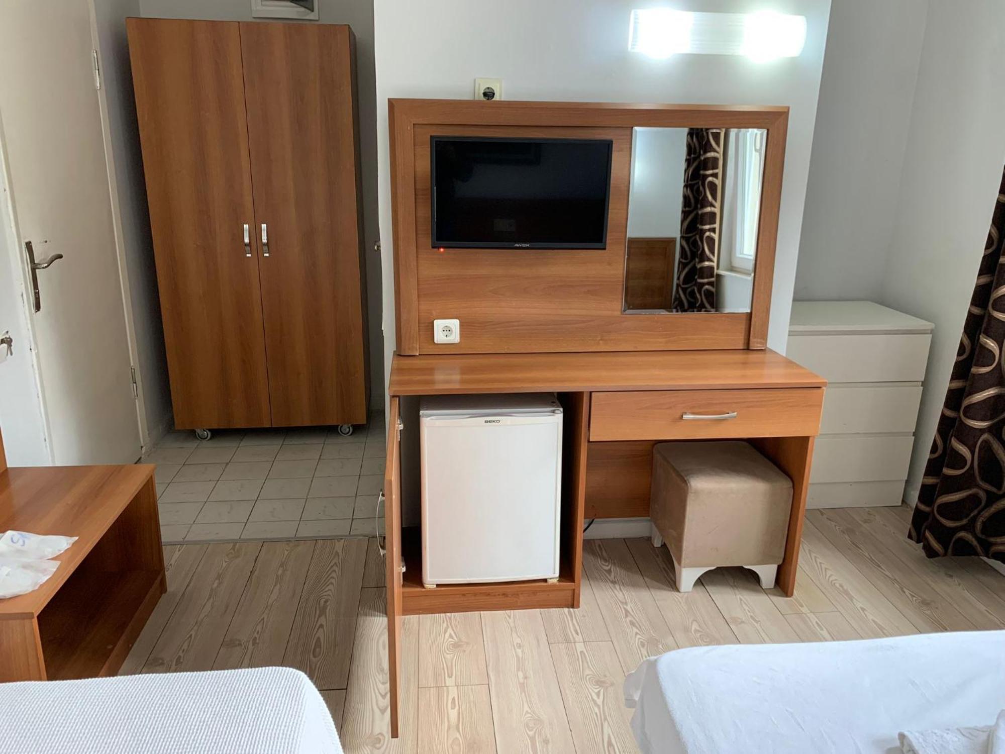 Belcan Hotel เบลดิบี ภายนอก รูปภาพ