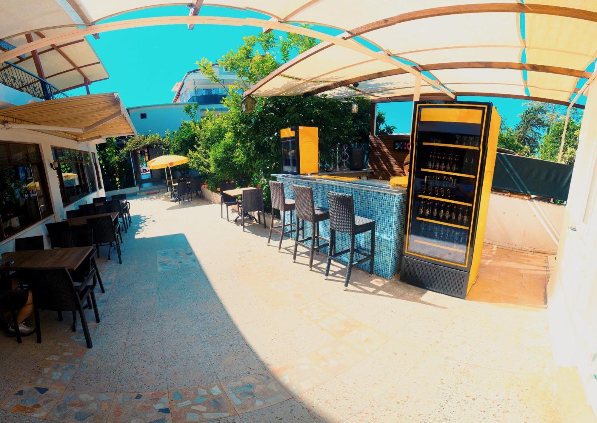 Belcan Hotel เบลดิบี ภายนอก รูปภาพ